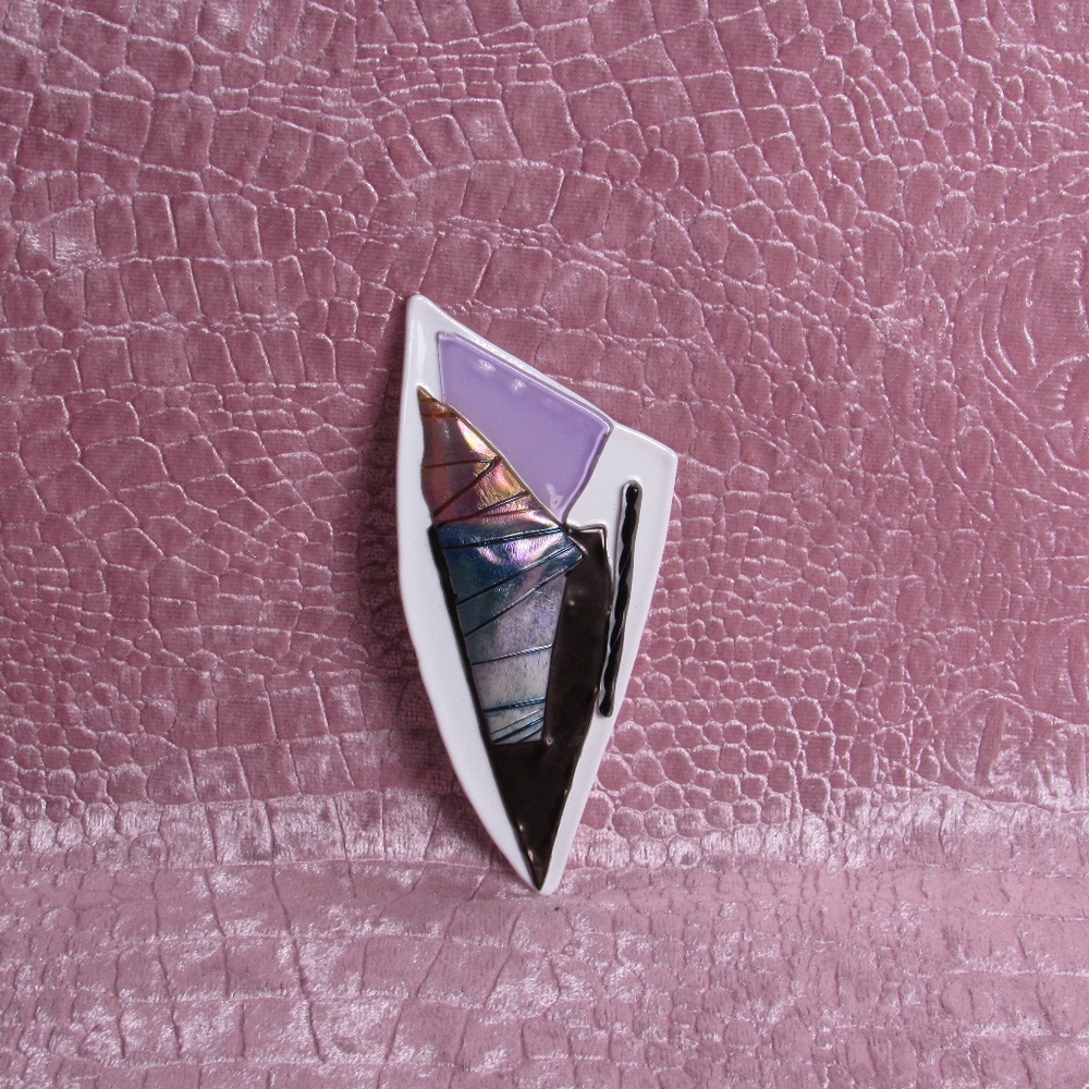 FREE with Purchase item #5  Glass Brooch